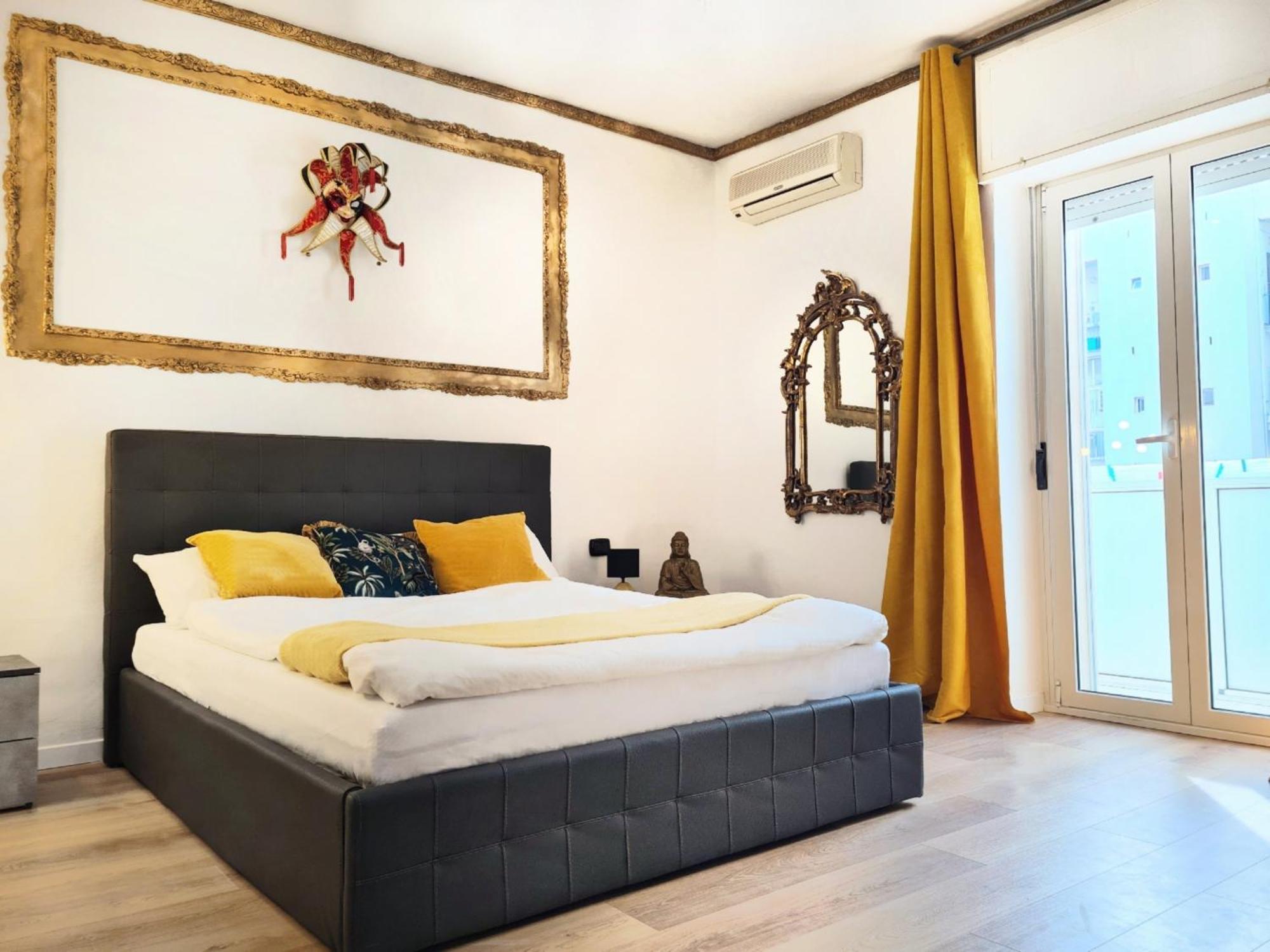 Luxury Flat In Center By The Sea Apartment Bari Exterior photo